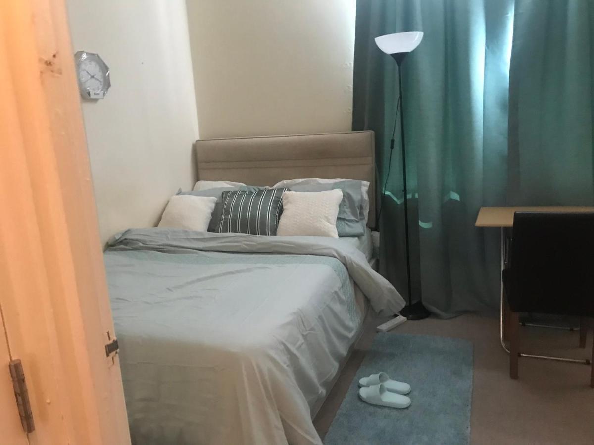 Homestay Double Close To London